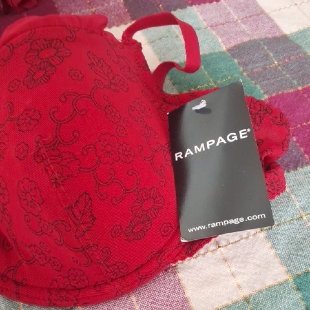 Rampage Red Floral Lace Bra - Picture 2 of 10